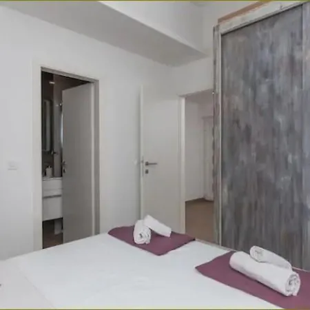 Dub Apartment